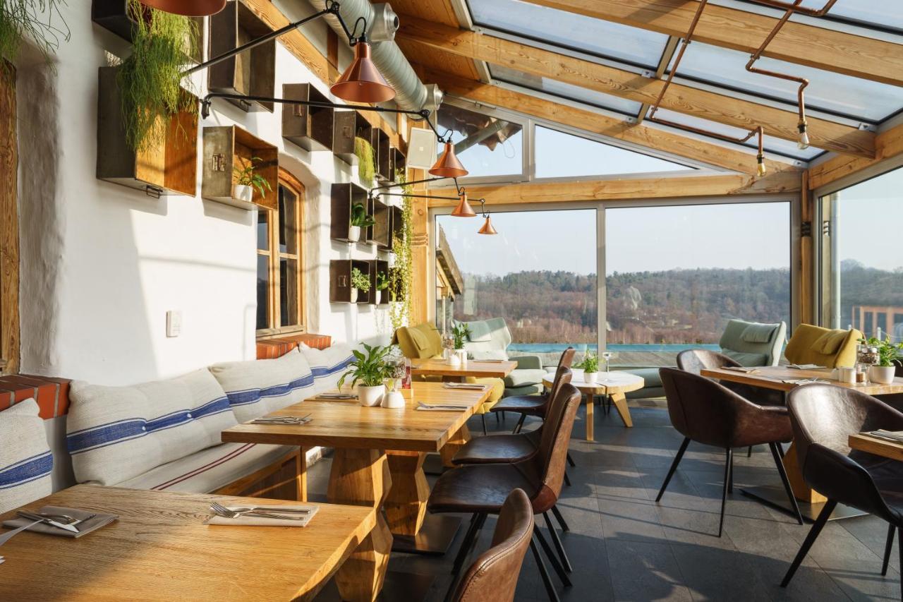 Osada Głęboczek. Vine Resort&Spa Wielki Głęboczek Exterior foto